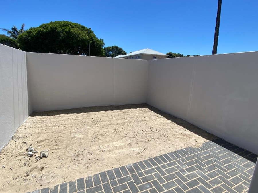 2 Bedroom Property for Sale in Table View Western Cape